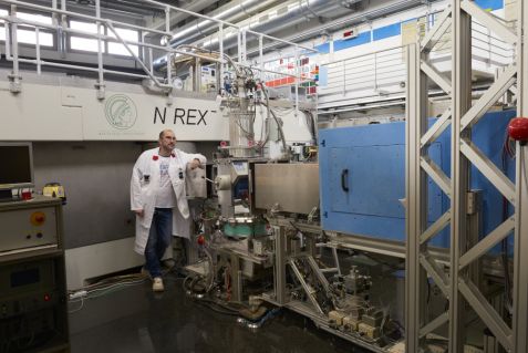 Dr. Yuri Khaydukov at the NREX instrument