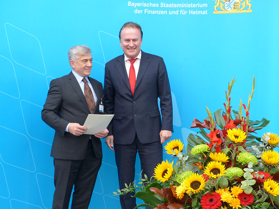 Excellent idea: Bavarian Ministry of Finance honours Ismail Zöybek