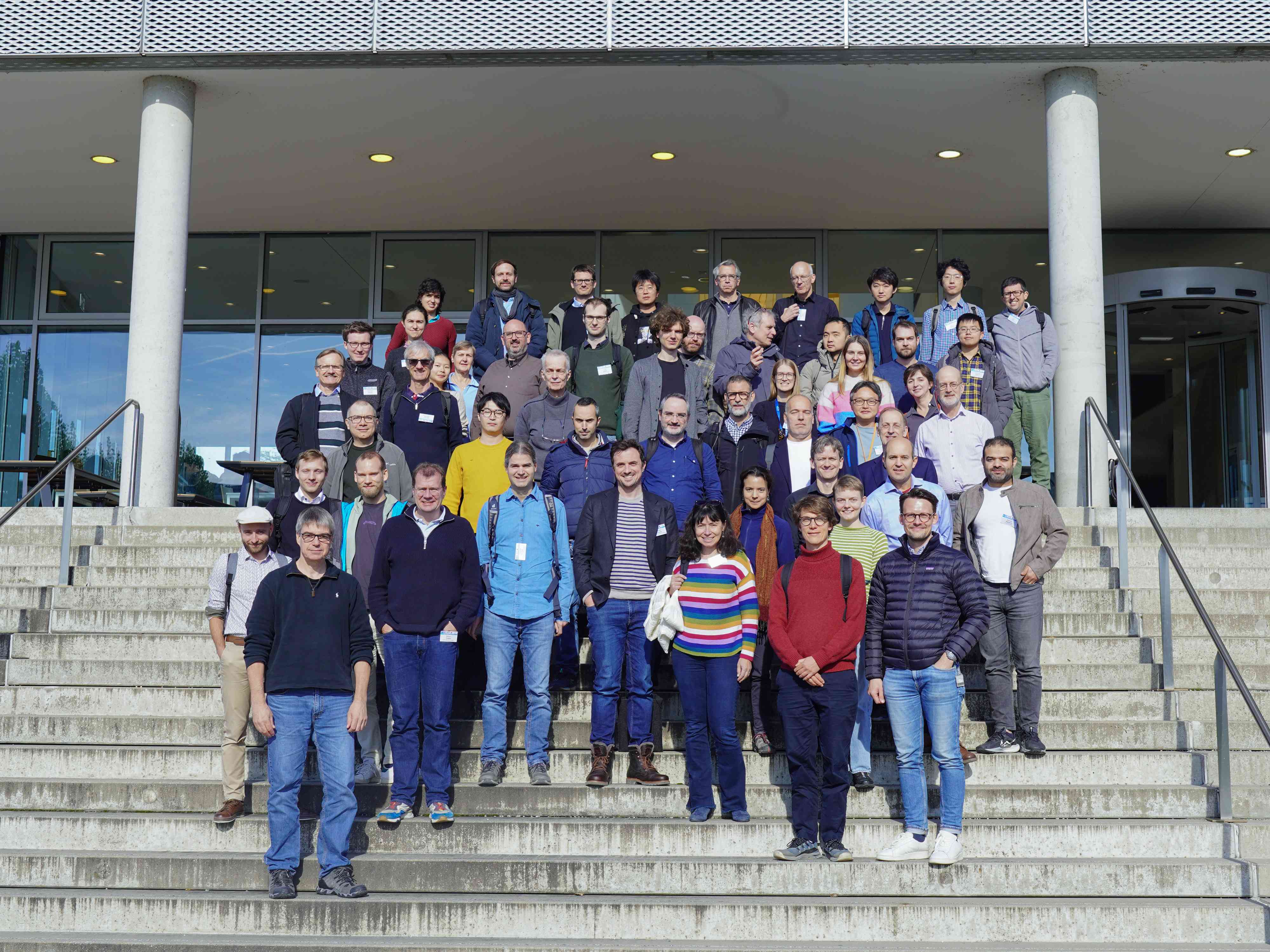 Von Quantenverschränkung und Spinflüssigkeiten: Konferenz bringt führende Quantenforschende nach Garching