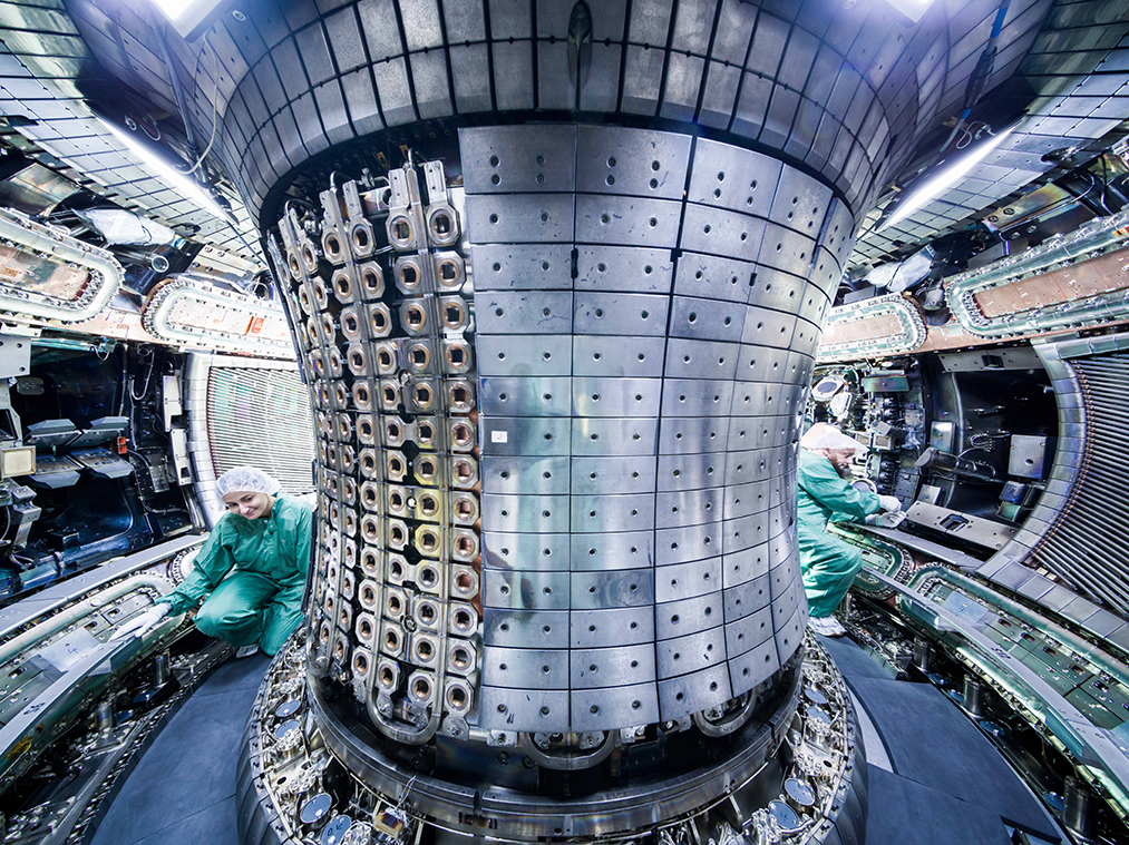 Closer to the dream of nuclear fusion with positrons